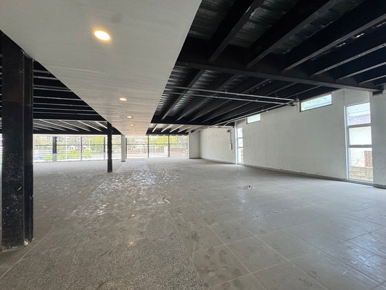 Edificio de Oficinas de 3,400 m² en Alquiler | Av. Luperón, Santo Domingo Oeste
