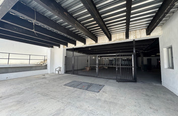 Edificio de Oficinas de 3,400 m² en Alquiler | Av. Luperón, Santo Domingo Oeste-9