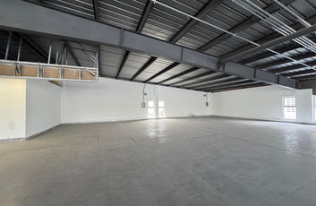 Edificio de Oficinas de 3,400 m² en Alquiler | Av. Luperón, Santo Domingo Oeste-11