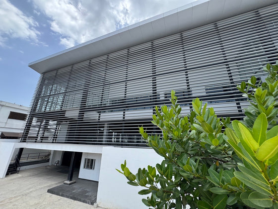 Edificio de Oficinas de 3,400 m² en Alquiler | Av. Luperón, Santo Domingo Oeste