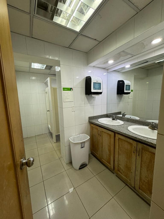 Edificio oficinas alquiler Tiradentes Naco JFK Santo Domingo