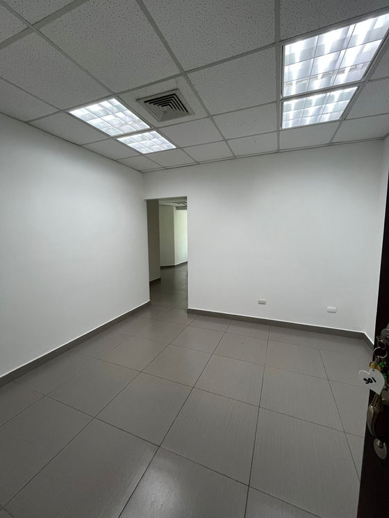 Oficina alquiler Reyna 2 La Esperilla, Santo Domingo
