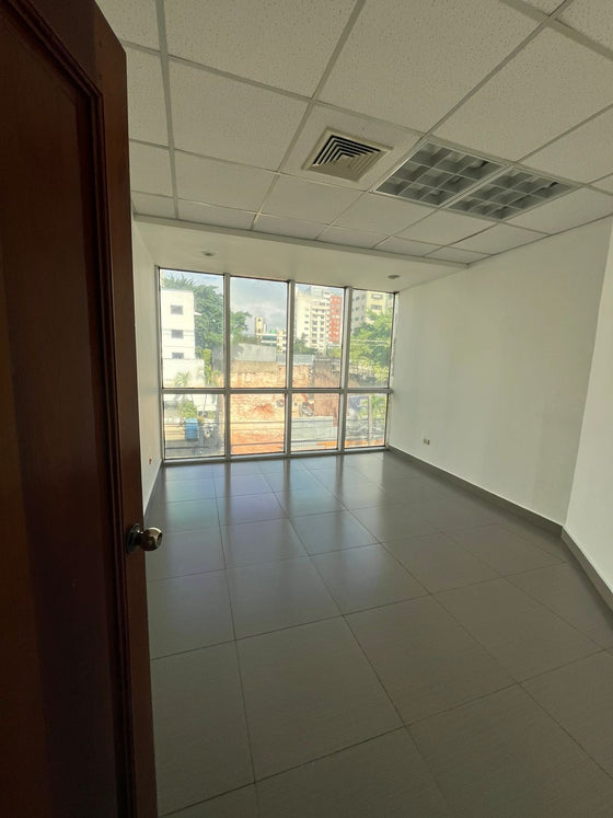 Oficina alquiler Reyna 2 La Esperilla, Santo Domingo
