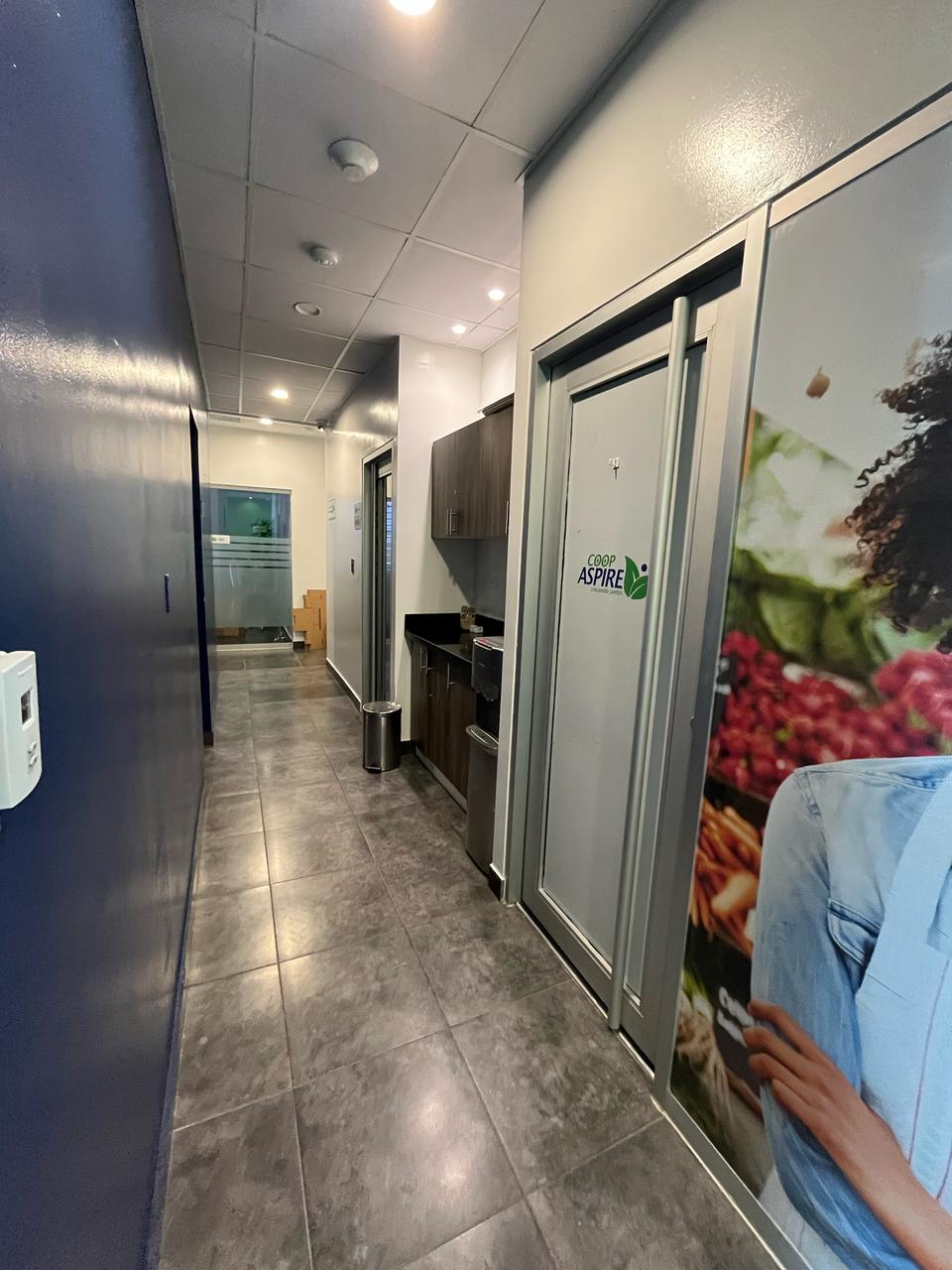 Oficinas alquiler Piantini MII 501 Santo Domingo