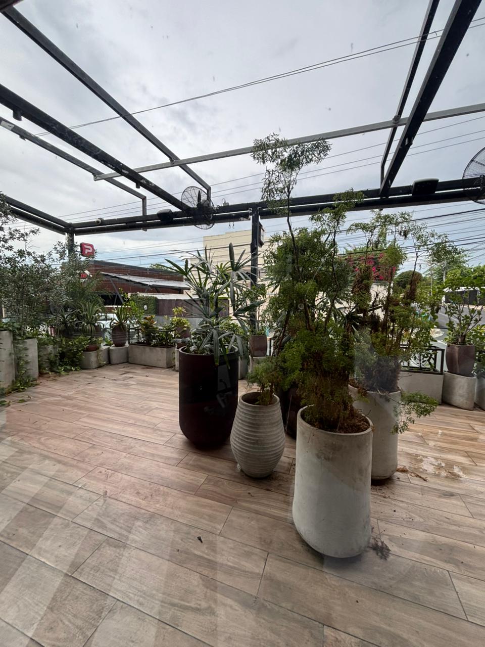 Locales comerciales 1er piso Arroyo Hondo Viejo Santo Domingo