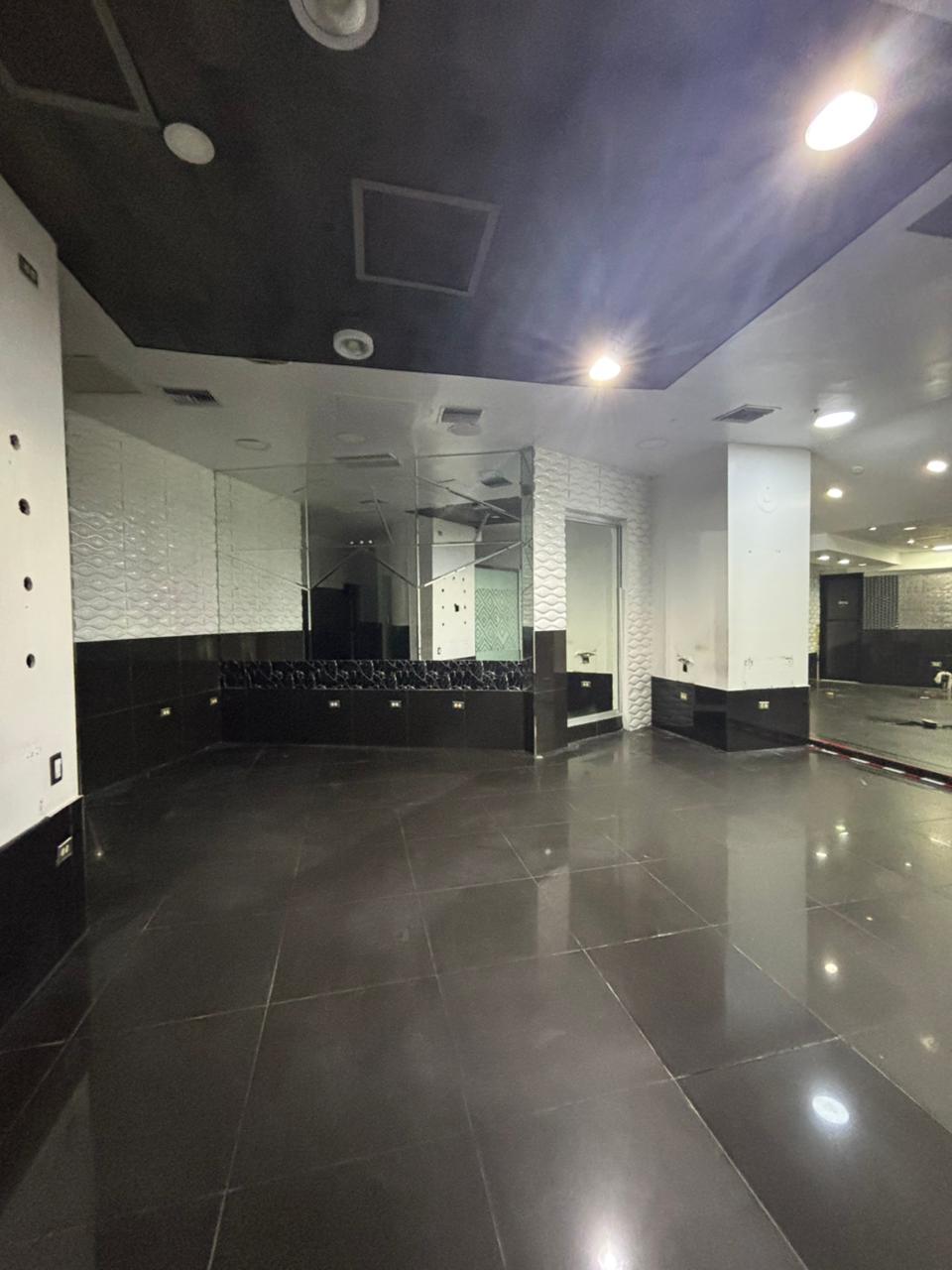 Local comercial Alquiler Acropolis Piantini Santo Domingo