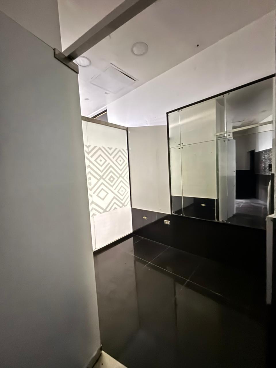 Local comercial Alquiler Acropolis Piantini Santo Domingo