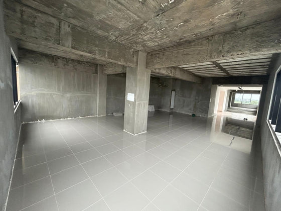 Locales para Oficinas en Venta 213 m² | Edificio Corporativo 20/20, Arroyo Hondo, Santo Domingo