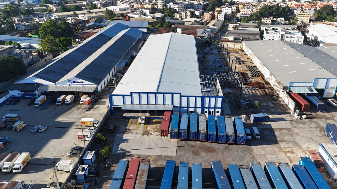 Naves Industriales Zona Franca Alquiler – 1,600 m² -5,300 m² | Aut. Duarte | Santo Domingo