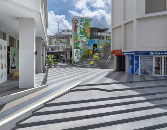 Locales comerciales alquiler 2do piso Paseo 27, Santo Domingo Oeste