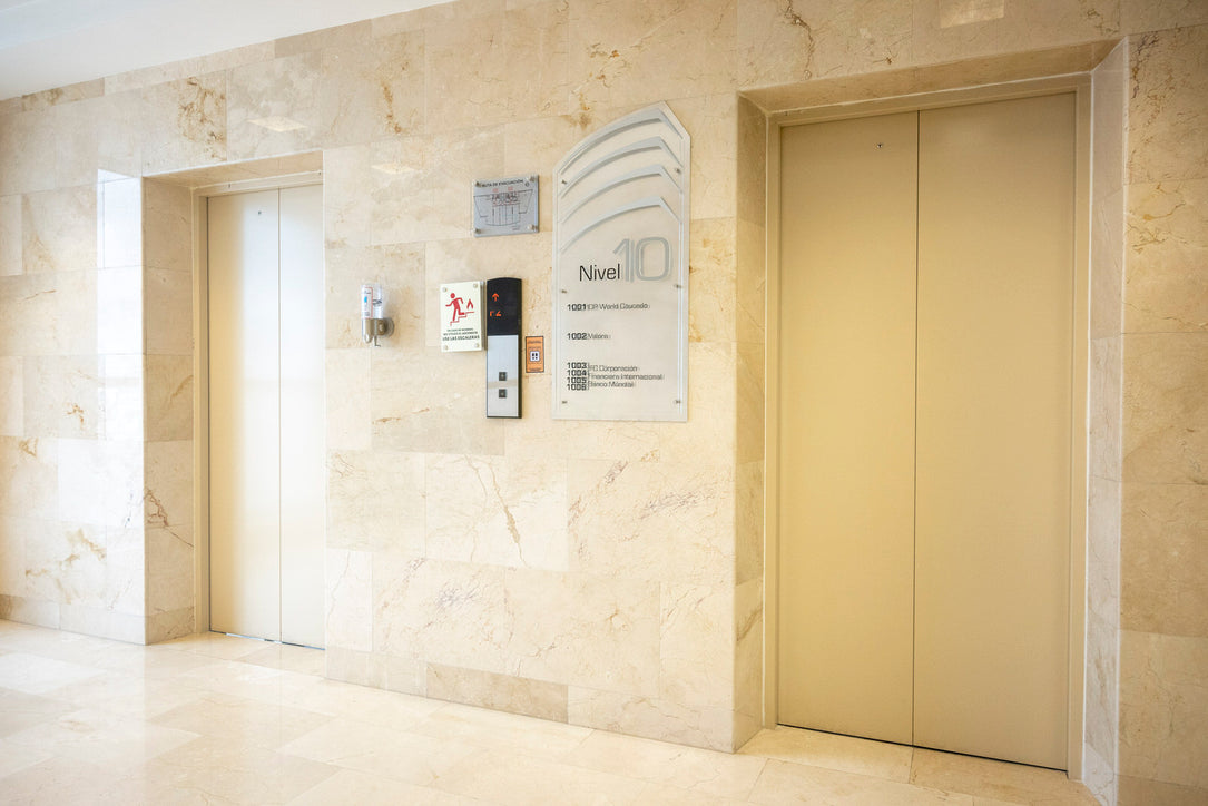 Oficina venta alquiler Novocentro Naco Santo Domingo 1001