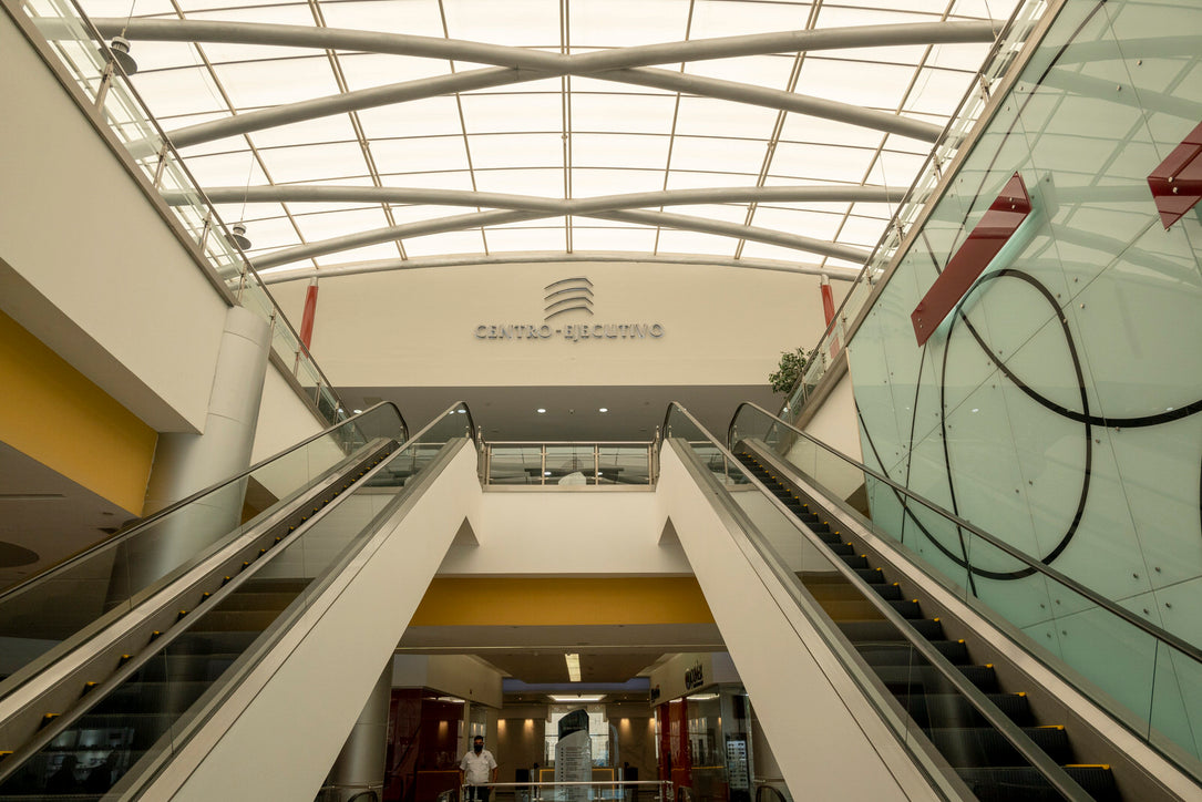 Oficina venta alquiler Novocentro Naco Santo Domingo 1001