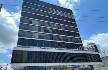 Oficina Corporativa en Alquiler | 204 m² | 8 Parqueos | Ensanche Piantini, Santo Domingo-1