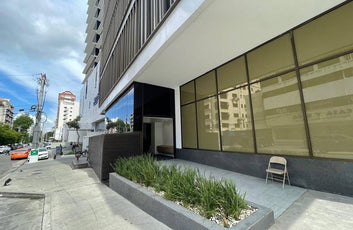 Oficina Corporativa en Alquiler | 204 m² | 8 Parqueos | Ensanche Piantini, Santo Domingo-3