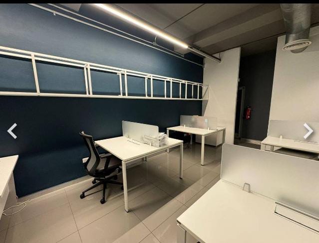Local comercial independiente en alquiler | 530 m² | Uso comercial / oficinas