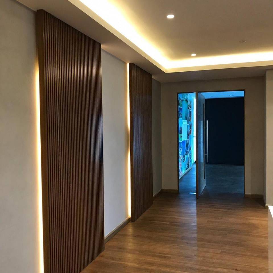 Oficina Corporativa Clase A Alquiler – 231.20 m² | Blue Mall Santo Domingo