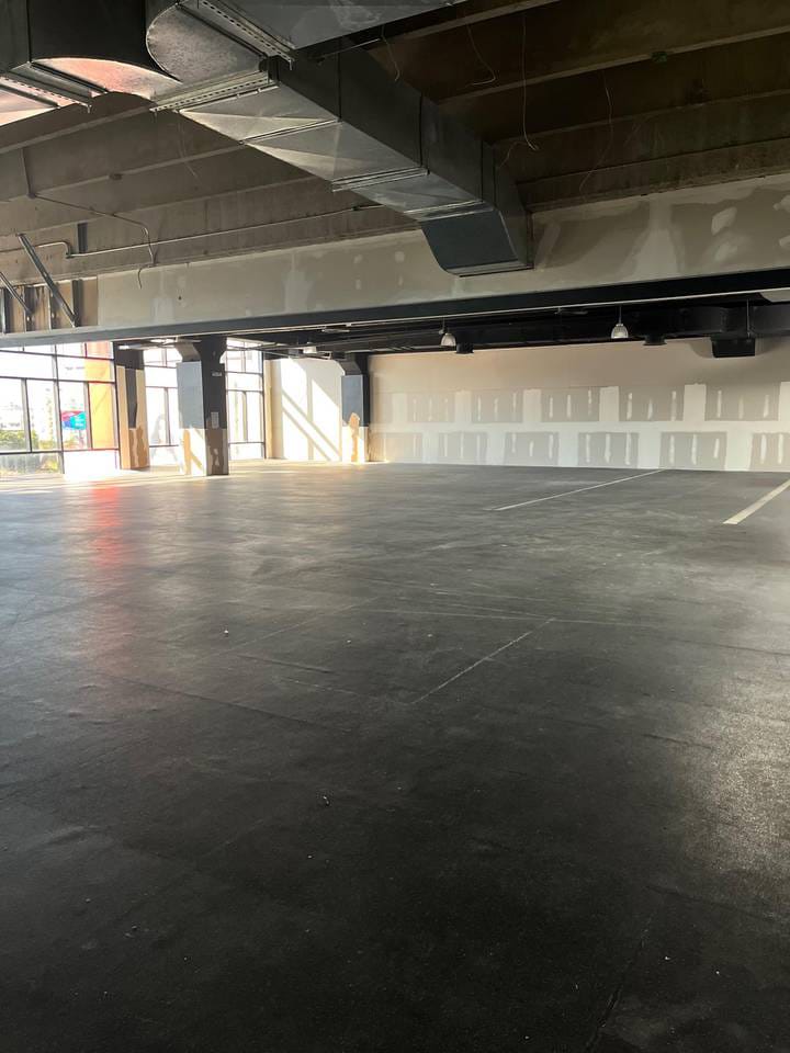 Oficina / Call Center Alquiler –888 m2 Piantini