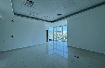 Oficina en Alquiler – 1,496.87 m² | Arroyo Hondo Viejo, Santo Domingo-4