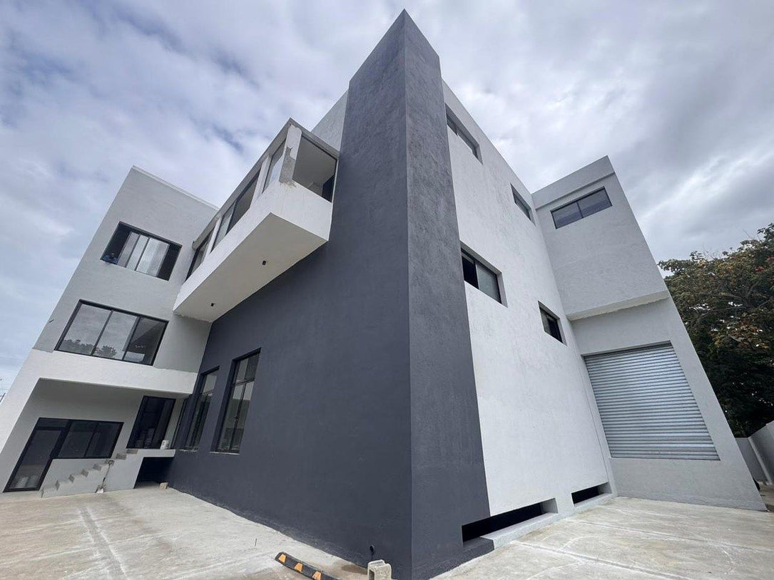 Nave Industrial en Alquiler | 1,852 m² de Construcción | Aut. Duarte