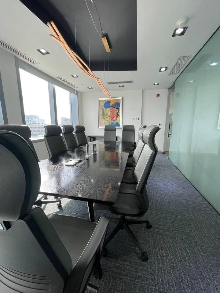 Oficinas Privadas Amuebladas y Equipadas en Piantini | Solución Corporativa Plug & Play