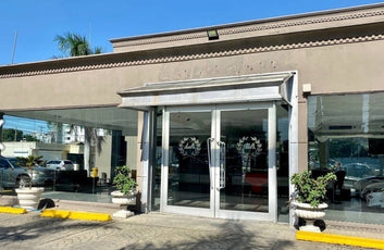 Local Comercial de 600 m² en Alquiler | Avenida 27 de Febrero, Naco, Santo Domingo-1