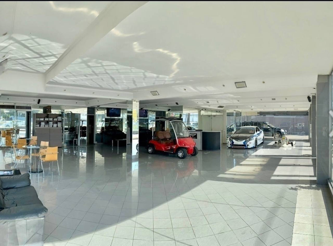 Local Comercial de 600 m² en Alquiler | Avenida 27 de Febrero, Naco, Santo Domingo