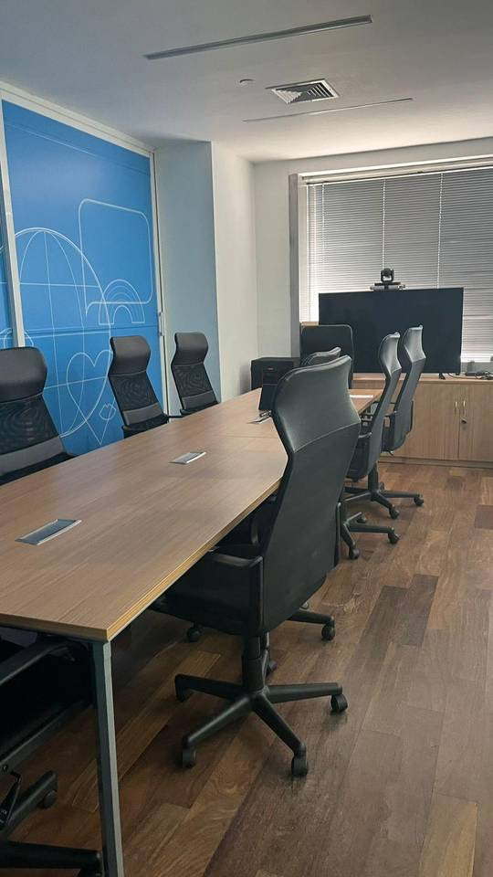 Oficina Corporativa En Alquiler | 233 m² | Piantini, Santo Domingo