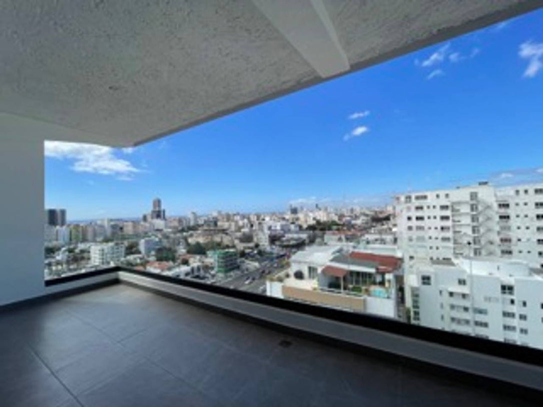 Oficina Corporativa en Venta – 76.24 m² | Corporativo 2019, Evaristo Morales, Santo Domingo