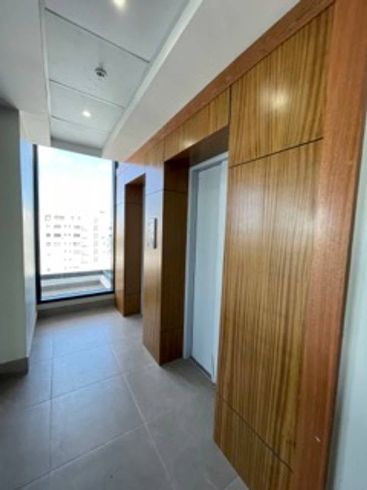 Oficina Corporativa en Venta – 76.24 m² | Corporativo 2019, Evaristo Morales, Santo Domingo