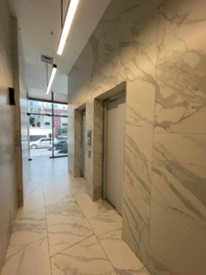 Oficina Corporativa en Venta – 76.24 m² | Corporativo 2019, Evaristo Morales, Santo Domingo