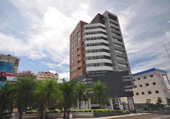 Oficina Corporativa en Venta – 222 m² | Torre Empresarial Friusa | La Esperilla, Santo Domingo