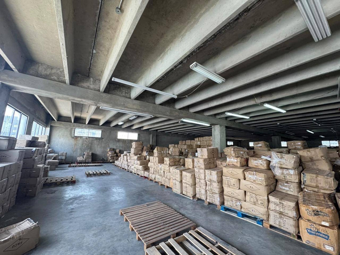 Nave Industrial/Comercial en Alquiler | 2,400 m² | Piantini, Santo Domingo