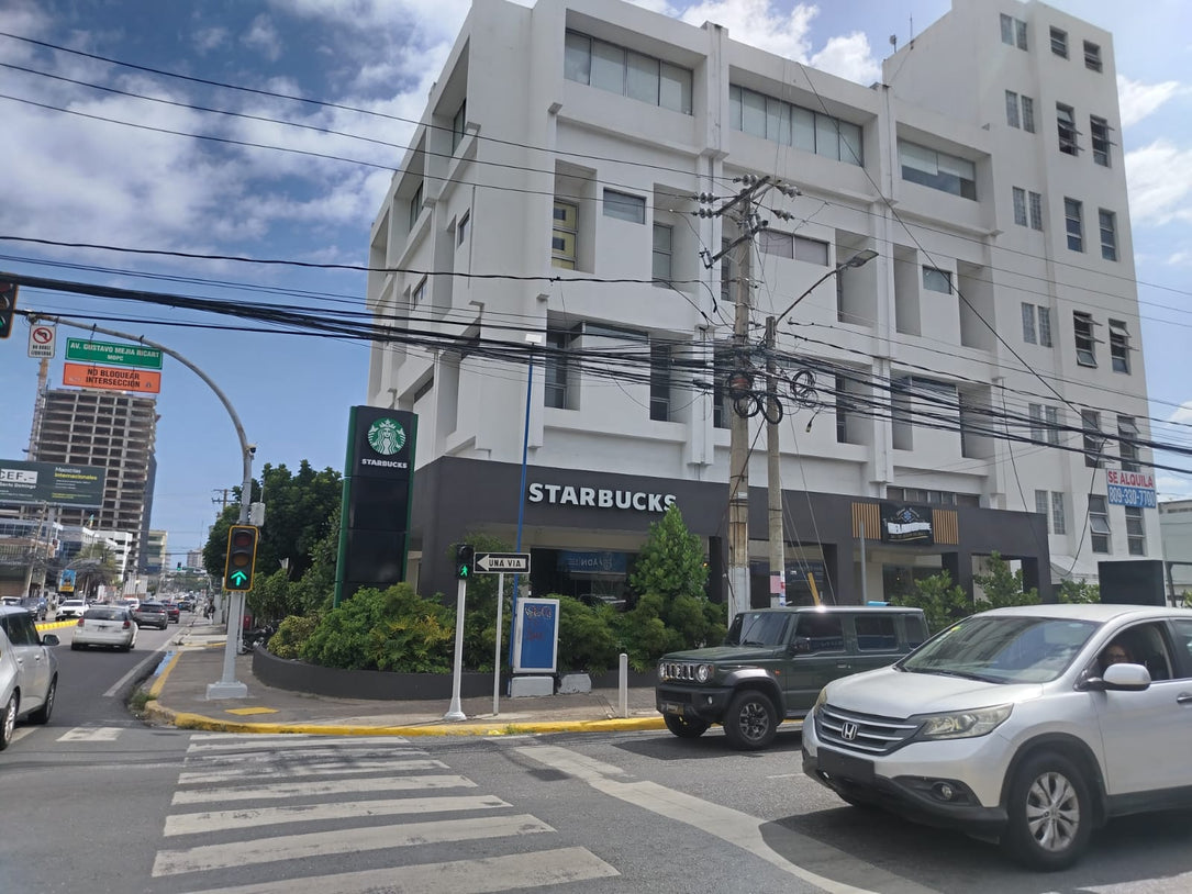 Oficina Corporativa de 800 m² | Edificio Lillian | Lope de Vega | Santo Domingo (Copia)