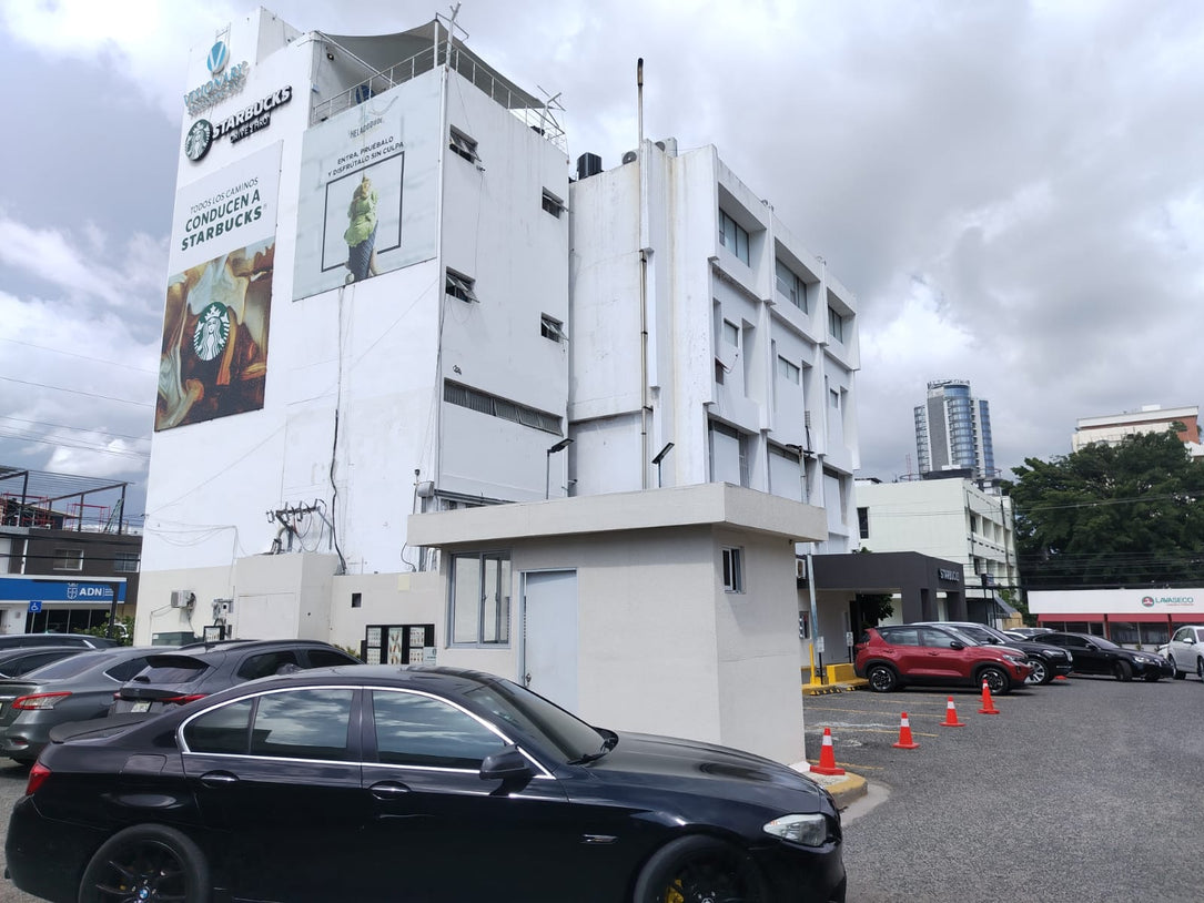 Oficina Corporativa de 800 m² | Edificio Lillian | Lope de Vega | Santo Domingo (Copia)