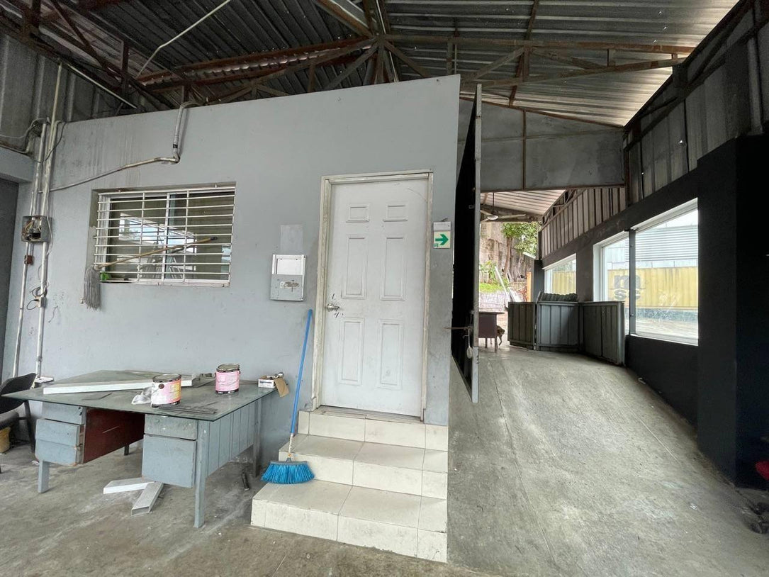 Complejo Industrial en Venta y/o Alquiler | 2,600 m² |Manoguayabo