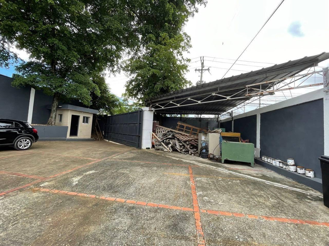 Complejo Industrial en Venta y/o Alquiler | 2,600 m² |Manoguayabo