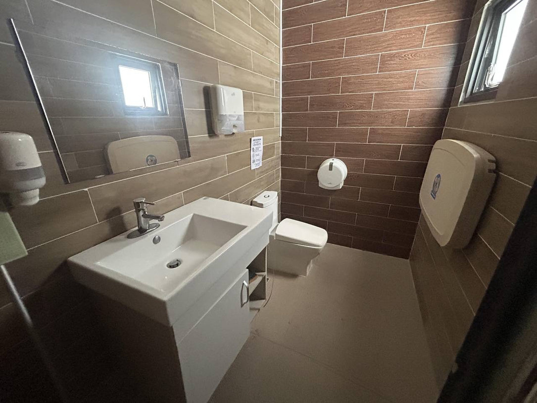 Propiedad Corporativa en Alquiler | 700mt2 | Esperilla