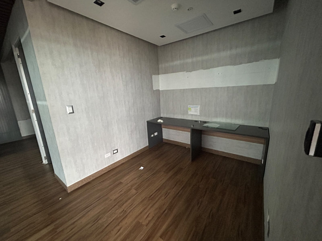 Oficina Corporativa en Alquiler – 171 m² | Torre Corporativo NC, El Millón, Santo Domingo