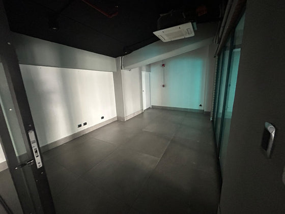 Oficina Corporativa de 160.10  m² en Venta y Alquiler| Corporativo 2015 – Piantini, Santo Domingo