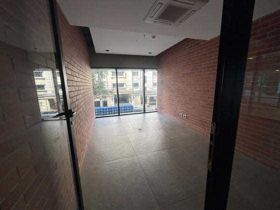Oficina Corporativa de 160.10  m² en Venta y Alquiler| Corporativo 2015 – Piantini, Santo Domingo