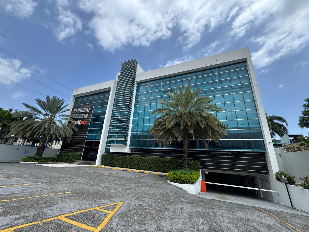 Edificio Corporativo e Industrial de 4,376 m² de Construcción sobre Solar de 5,277 m² en Venta | Autopista Las Américas, Santo Domingo Este (Copia)