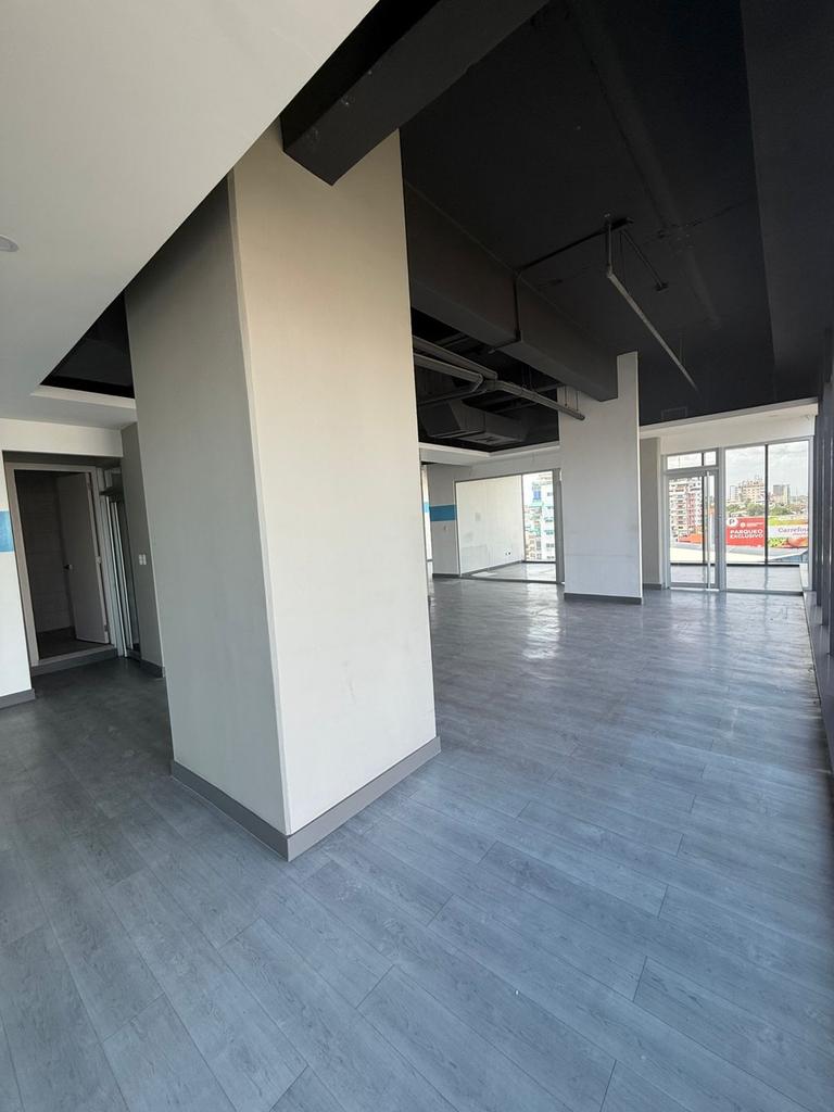 Oficinas alquiler Bella Vista Downtown Santo Domingo