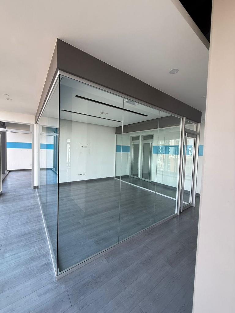 Oficinas alquiler Bella Vista Downtown Santo Domingo