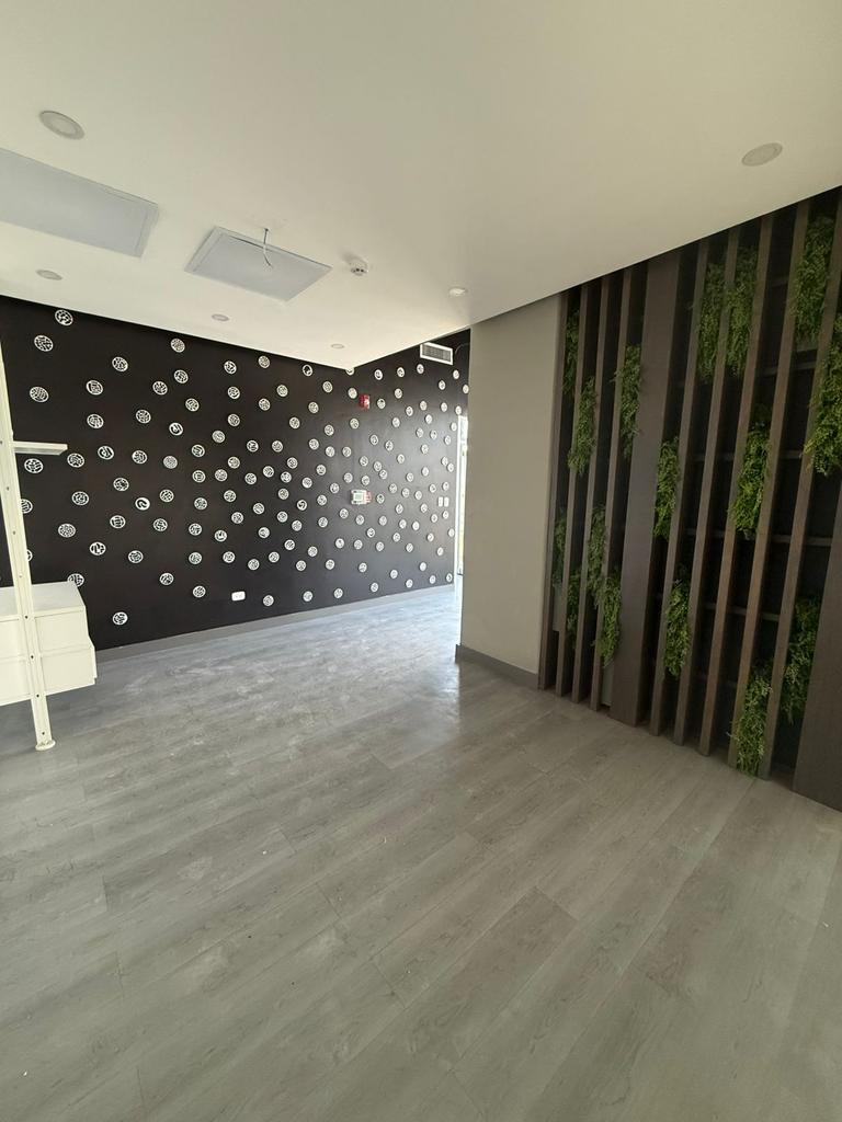 Oficinas alquiler Bella Vista Downtown Santo Domingo