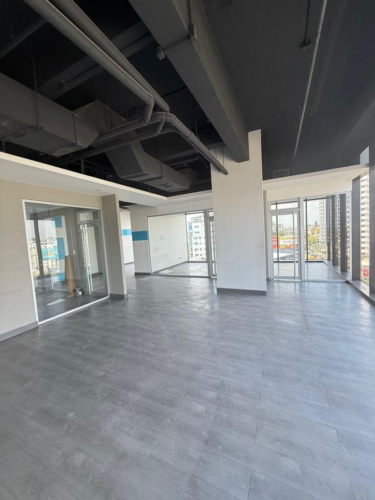 Oficinas alquiler Bella Vista Downtown Santo Domingo