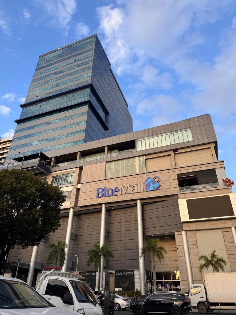 Oficina Corporativa Clase A Alquiler – 231.20 m² | Blue Mall Santo Domingo